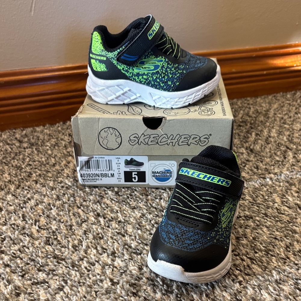 Skechers Kids' Neon Green and Black Sneakers